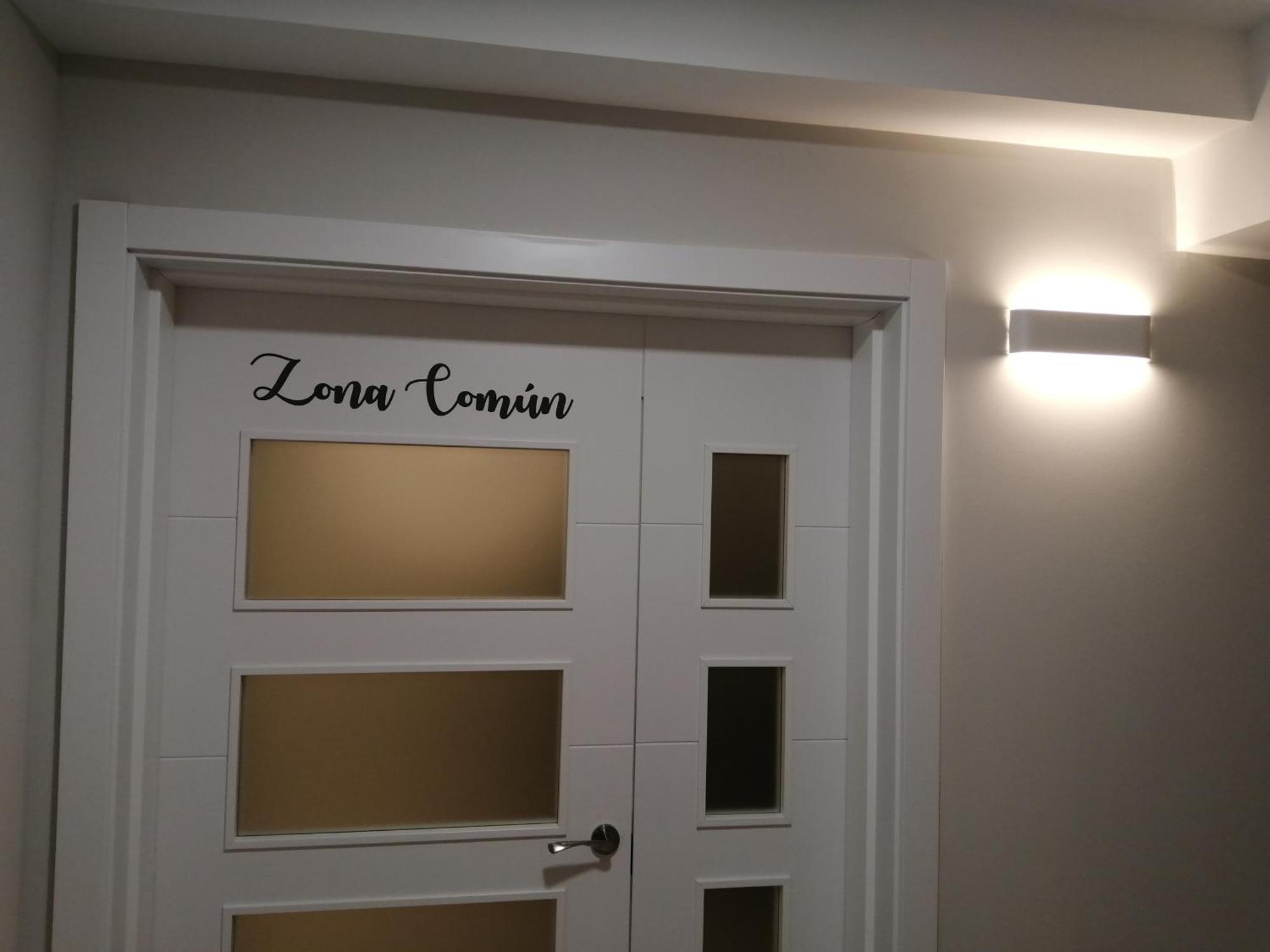 Estudios Los Arcos Теруел Екстериор снимка